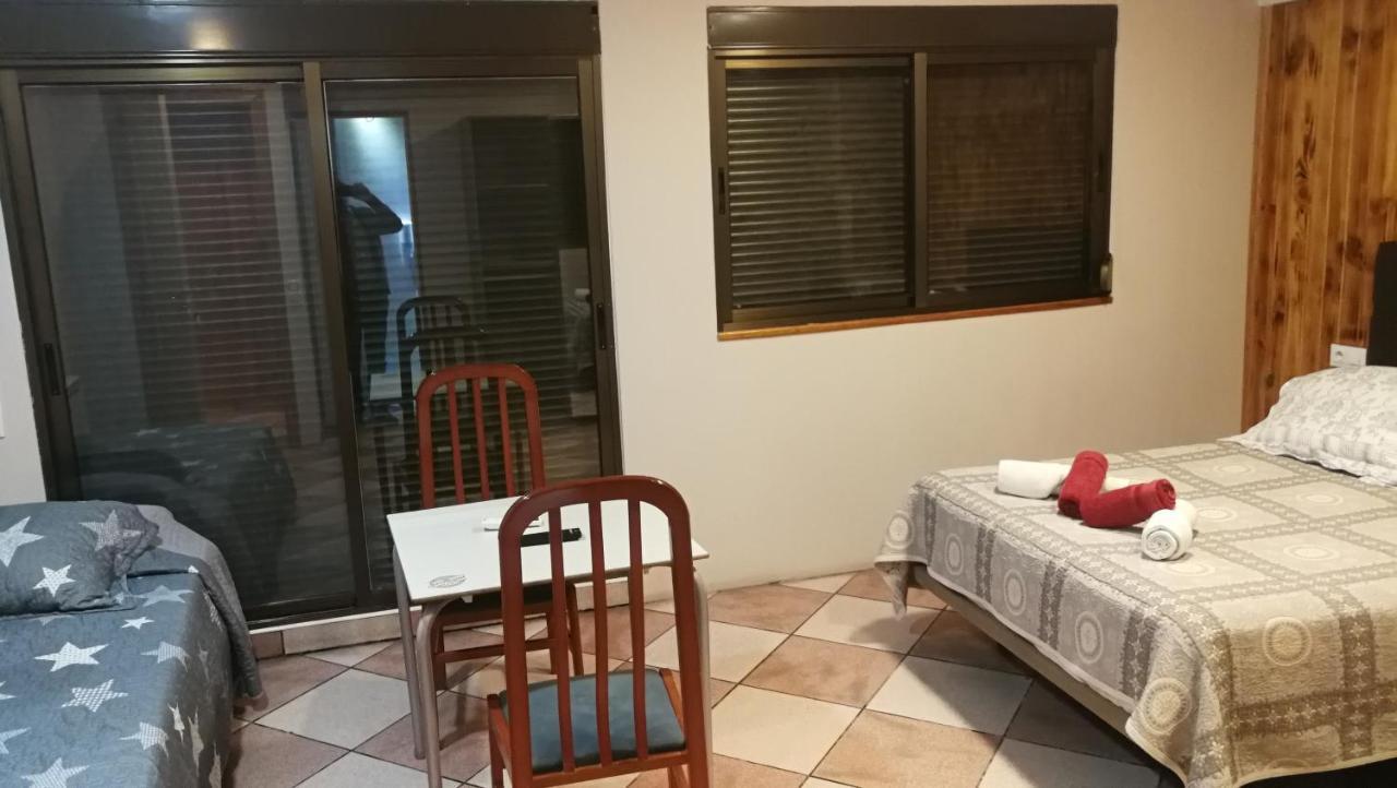 Hostal Escarla Aren Екстериор снимка
