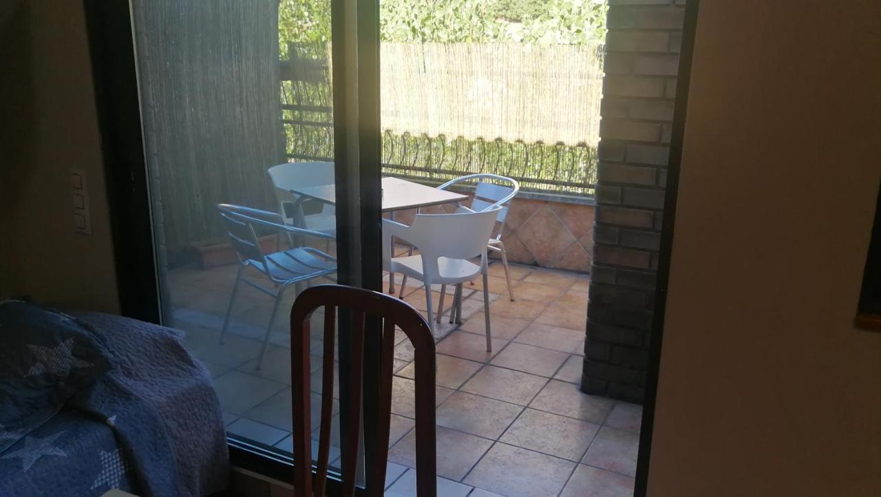Hostal Escarla Aren Екстериор снимка