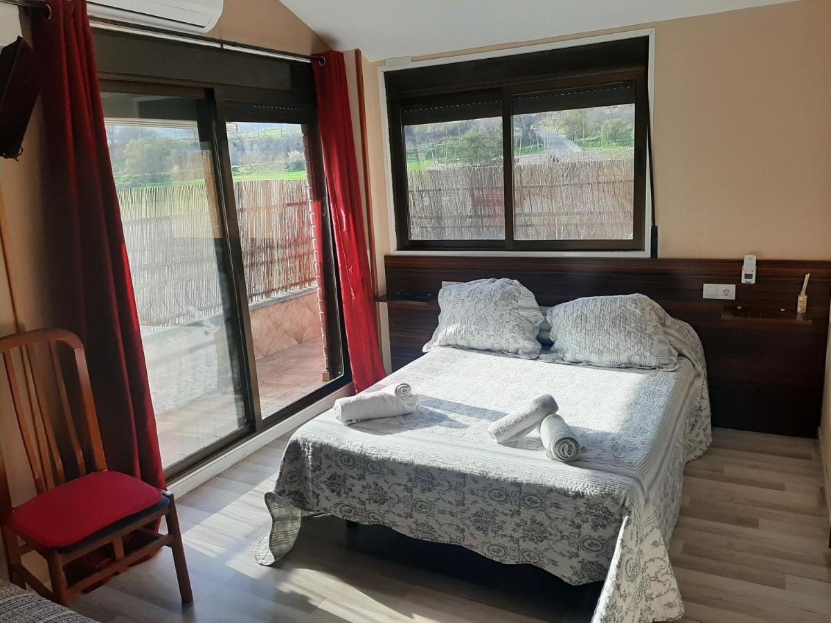 Hostal Escarla Aren Екстериор снимка