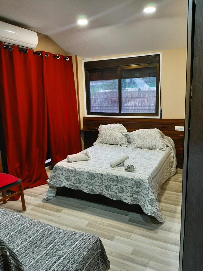 Hostal Escarla Aren Екстериор снимка