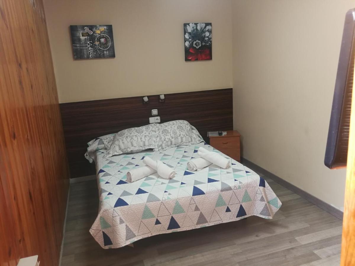 Hostal Escarla Aren Екстериор снимка