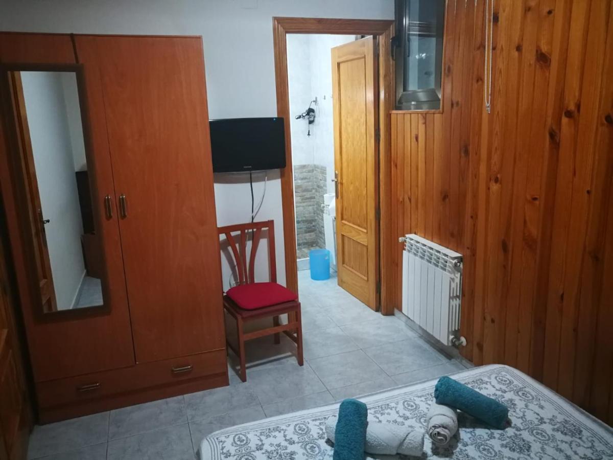 Hostal Escarla Aren Екстериор снимка