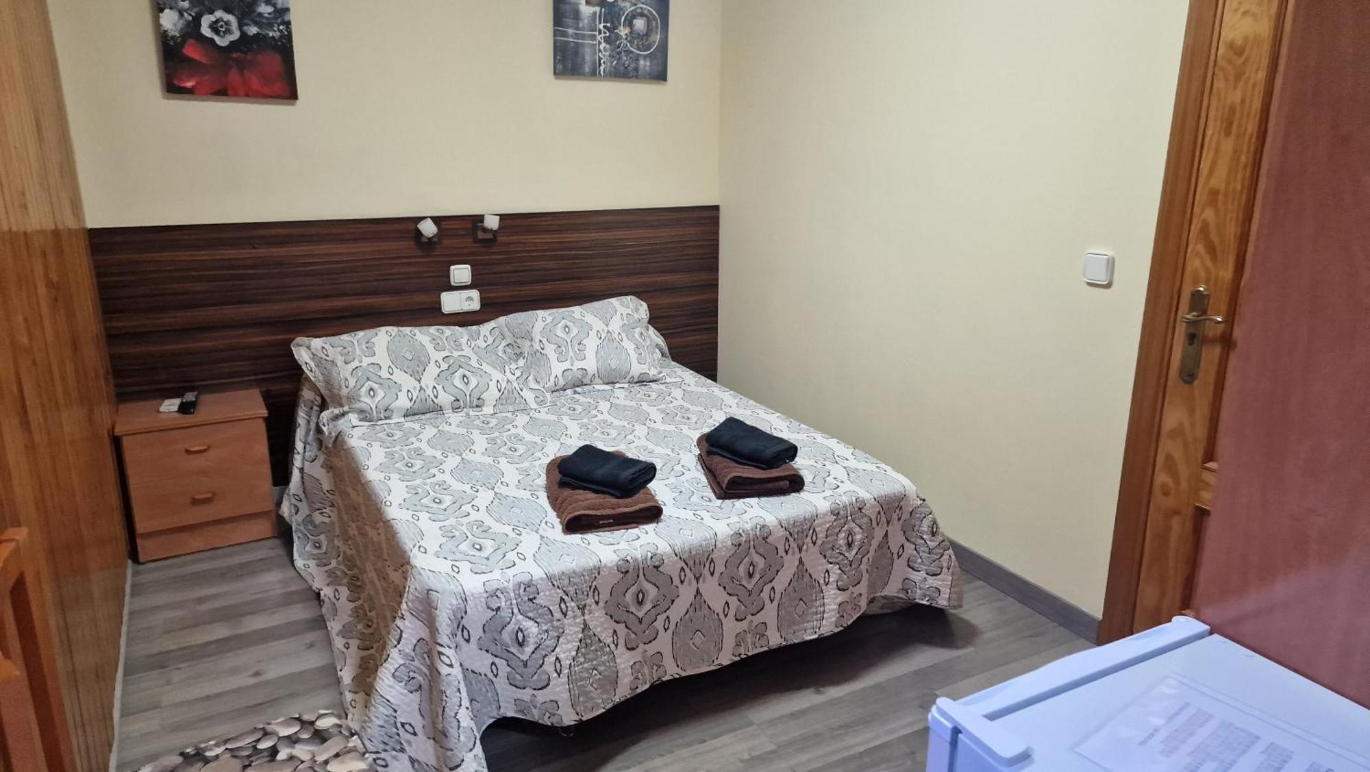 Hostal Escarla Aren Екстериор снимка