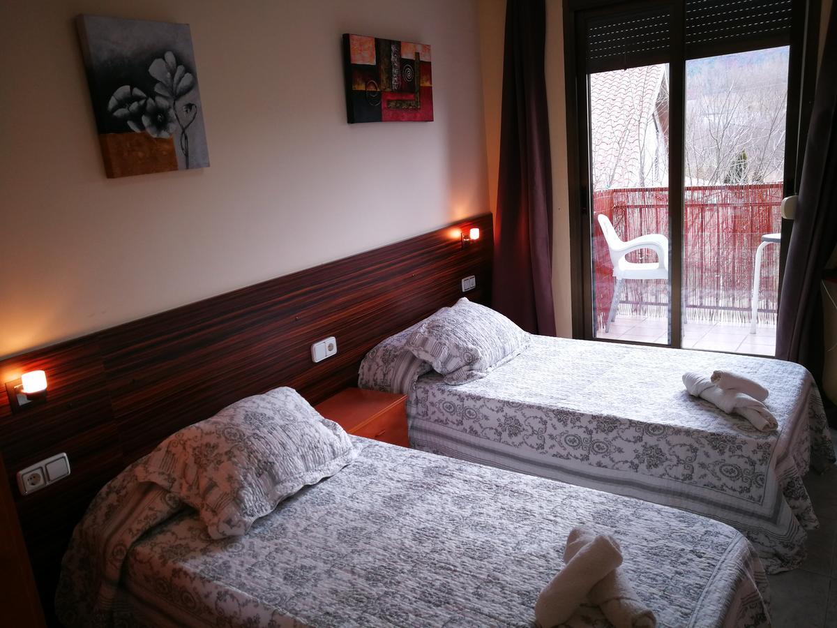 Hostal Escarla Aren Екстериор снимка