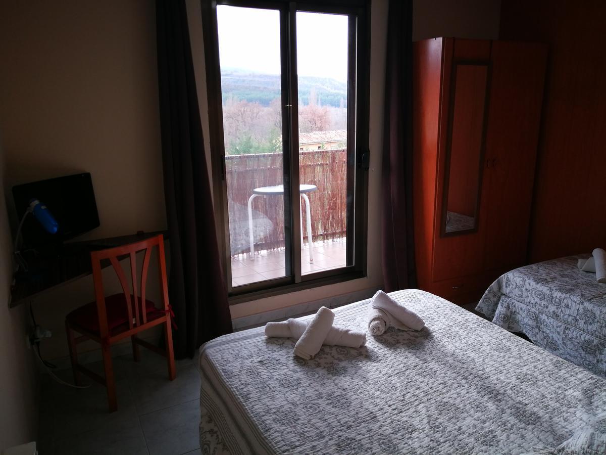Hostal Escarla Aren Екстериор снимка