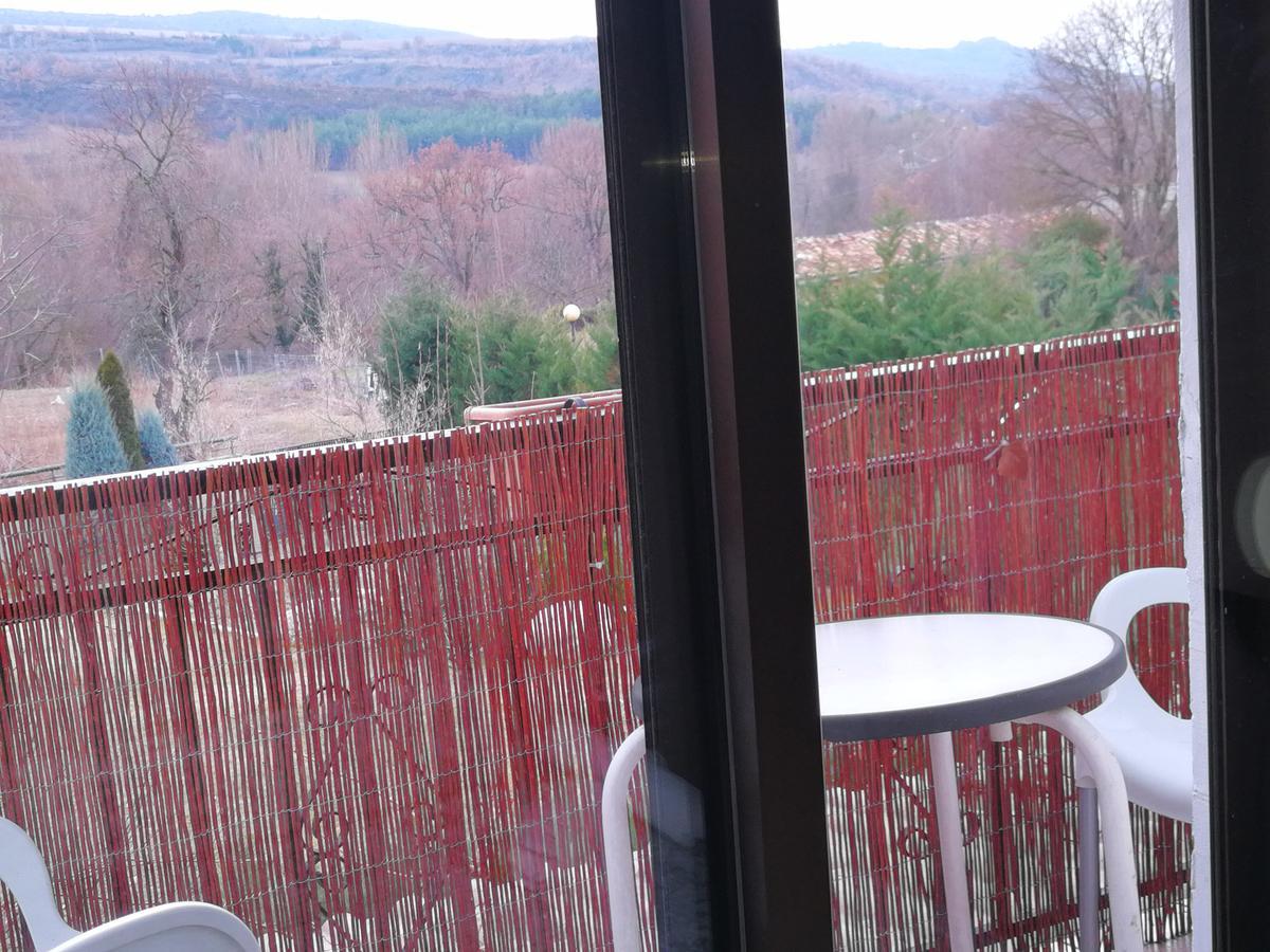 Hostal Escarla Aren Екстериор снимка