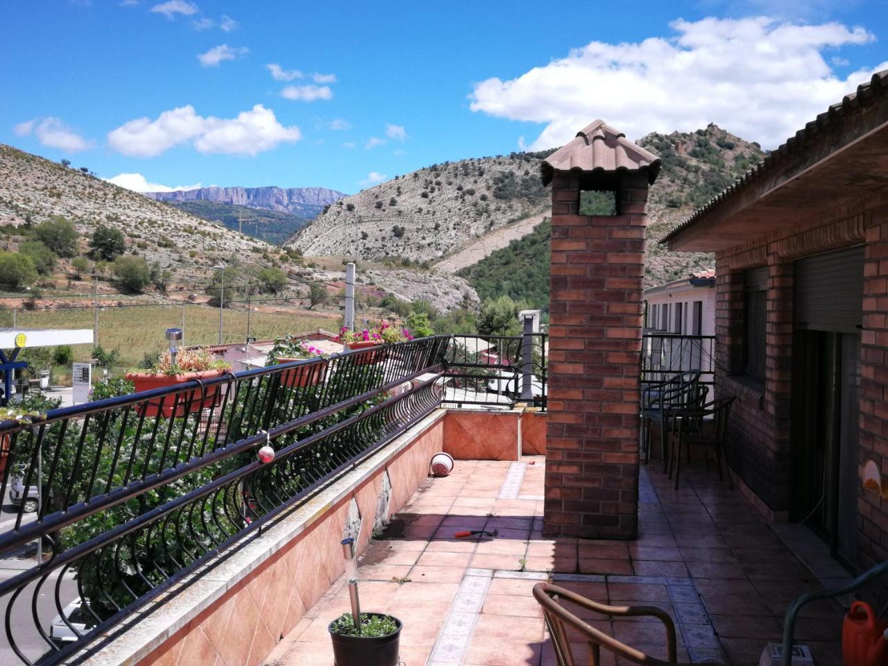 Hostal Escarla Aren Екстериор снимка